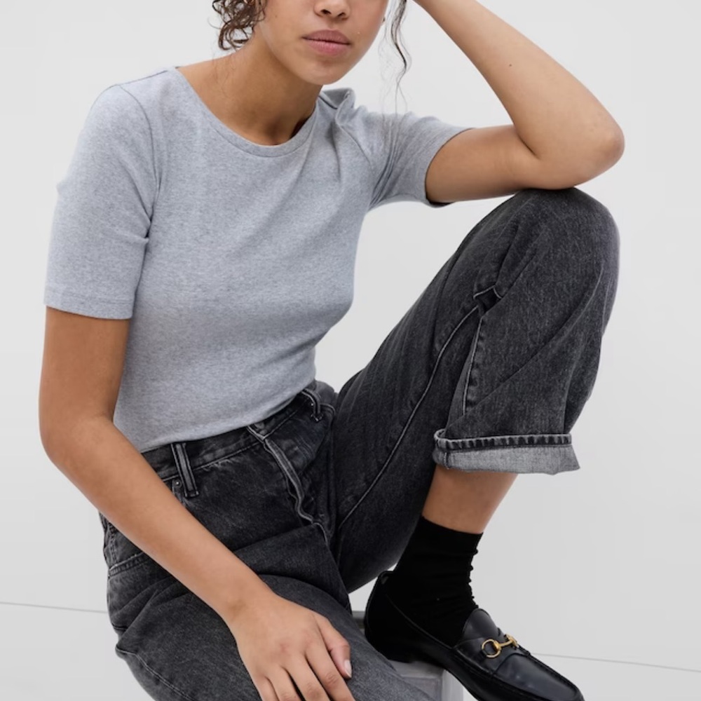 Women’s Crewneck Tshirt